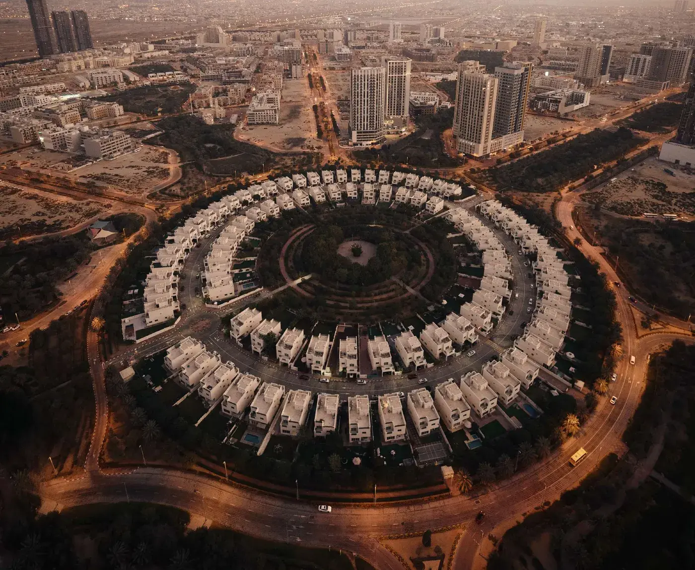 Jumeirah Village Circle — район